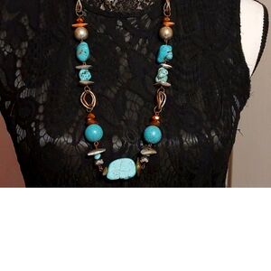 LAURA  Ashley turq howlite necklace